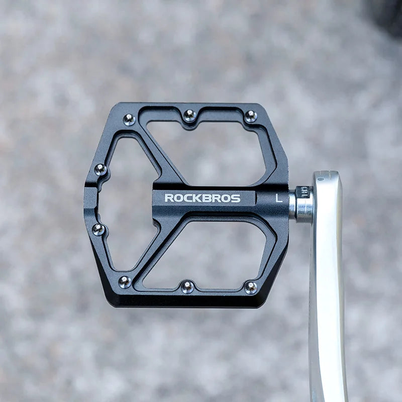ROCKBROS Bike Pedals Aluminum Alloy Anti-slip One-Piece Ultralight Sealed Bearing Cycling Pedals Waterproof Bicycle Accessories